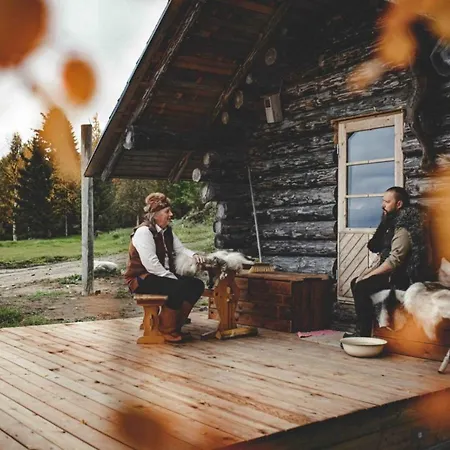 Loma-paksu Hotel Köngäs